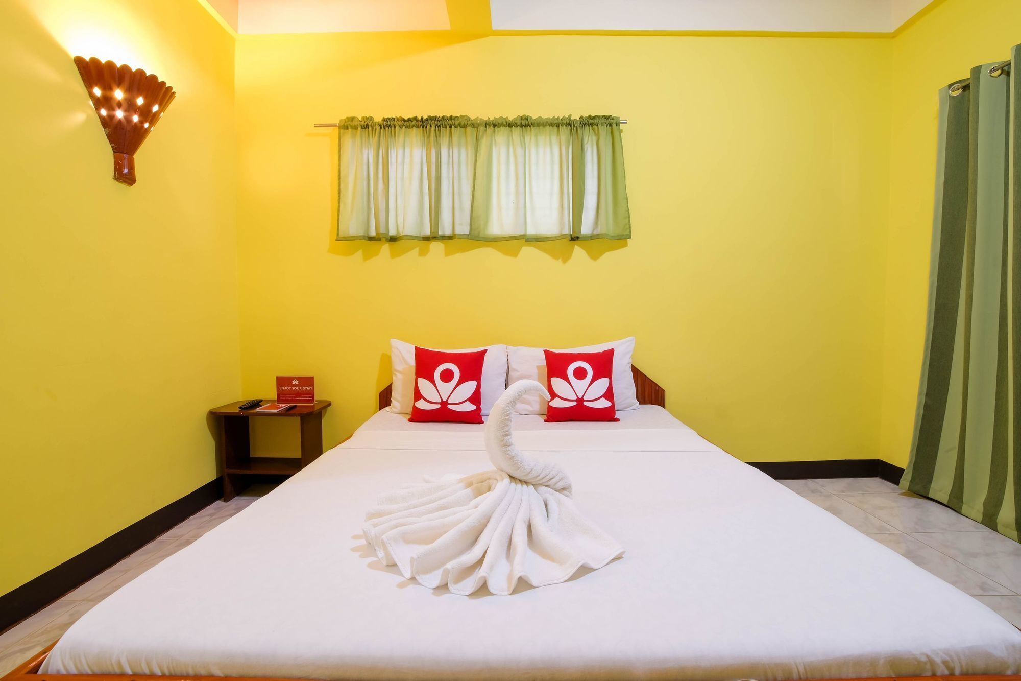 Zen Rooms White Beach Пуерто-Галера Екстер'єр фото