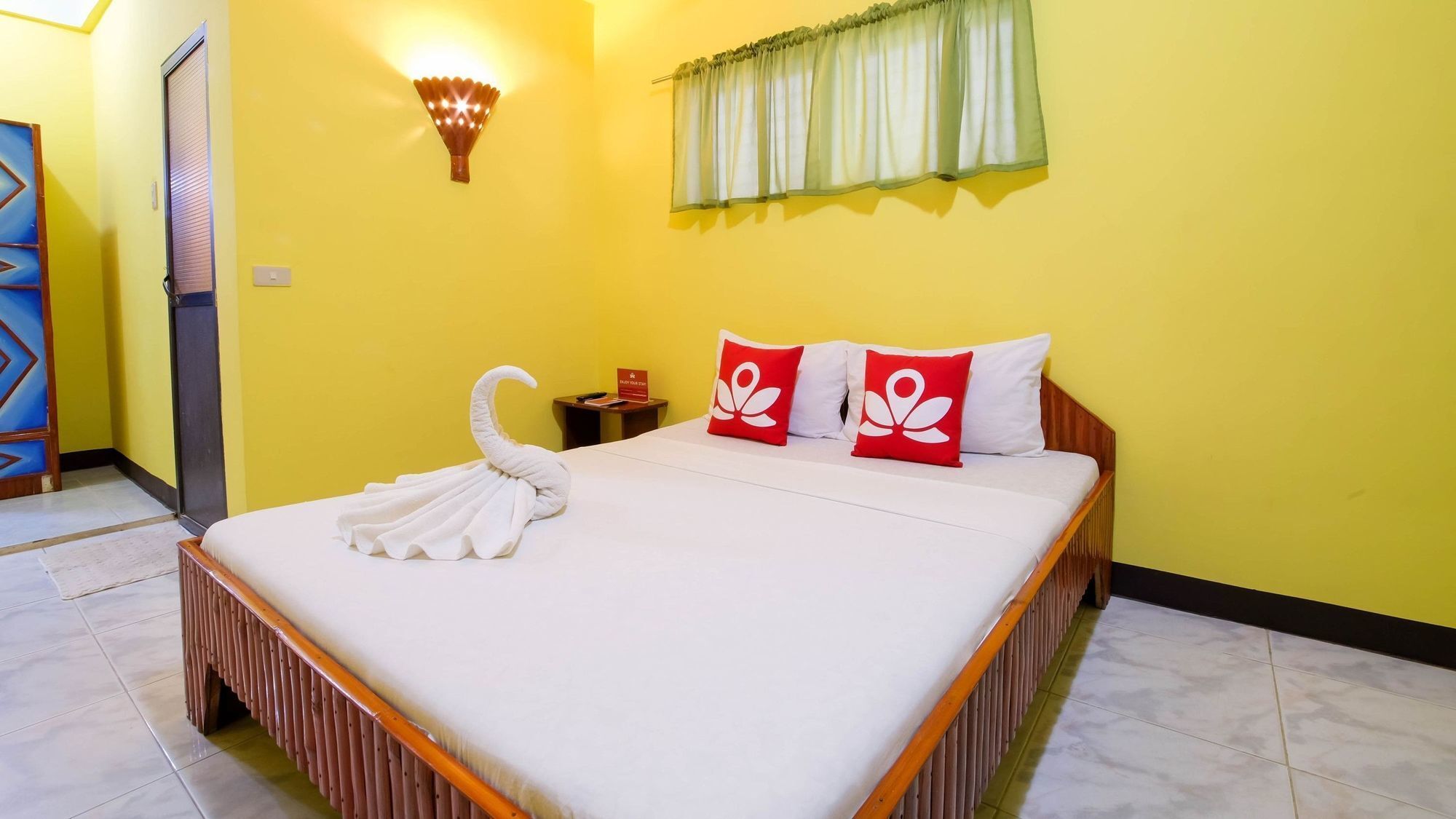 Zen Rooms White Beach Пуерто-Галера Екстер'єр фото
